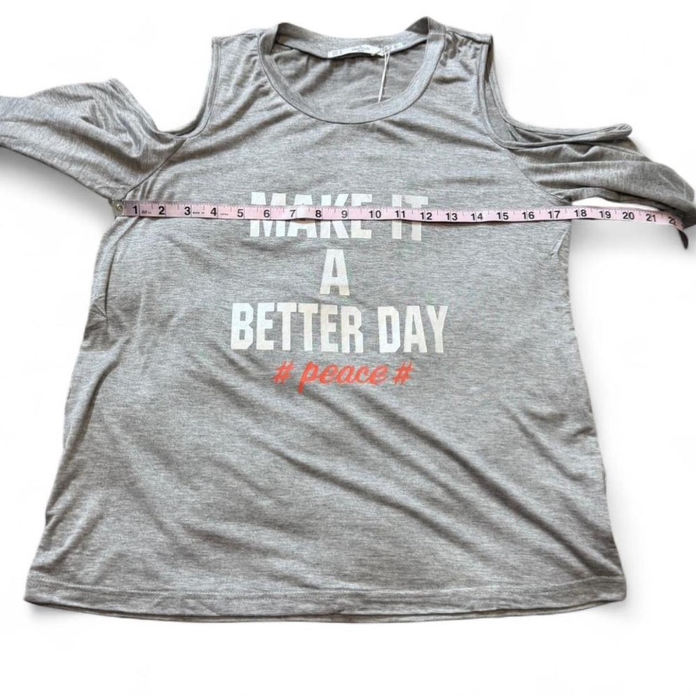 ‎Graphic Cold Shoulder Tee - Picture 13 of 14